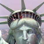 7/4/1986 Nancy Reagan waves while visiting the Statue of Liberty in New York City